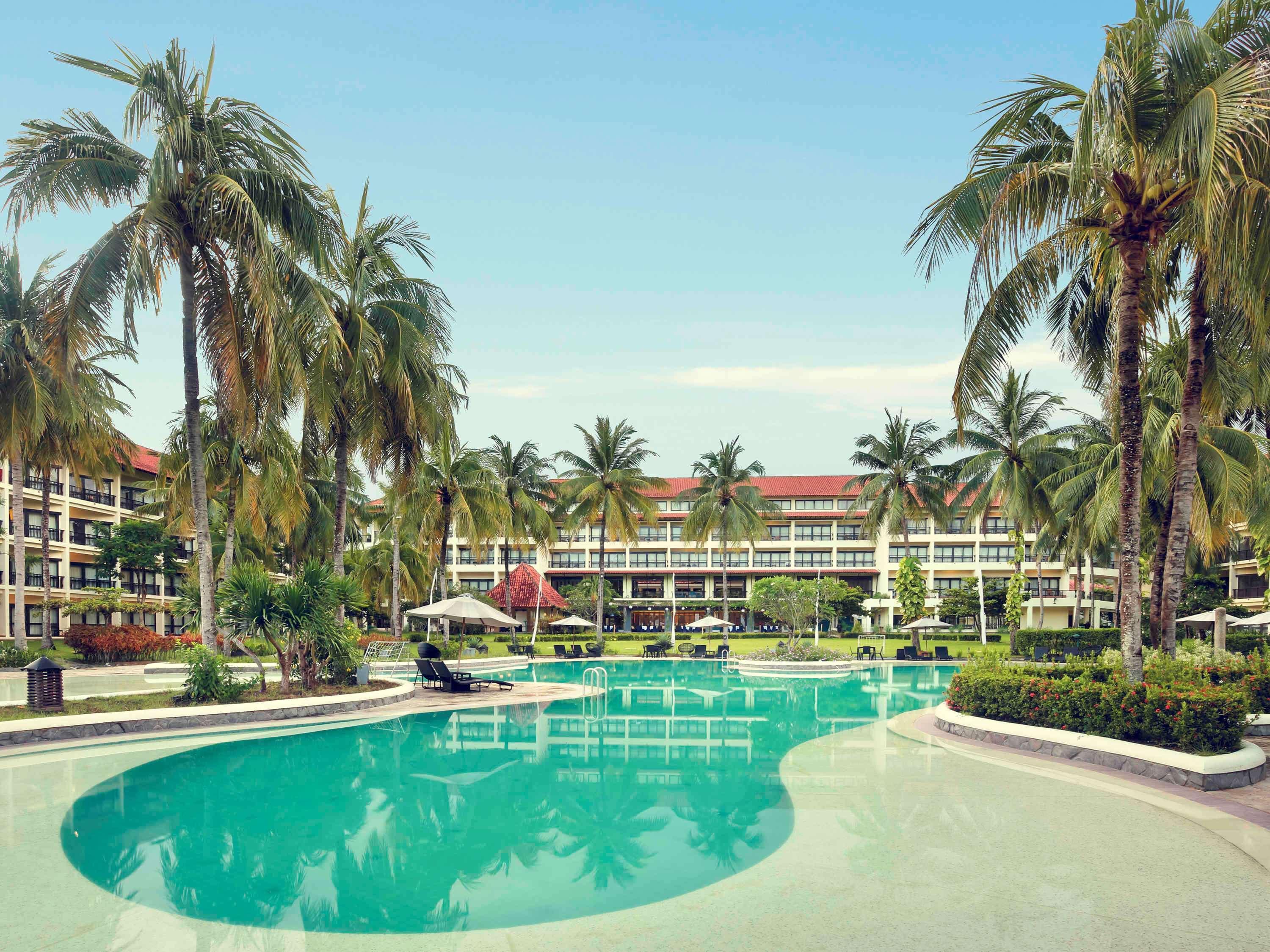 Manado Tateli Resort And Convention Extérieur photo