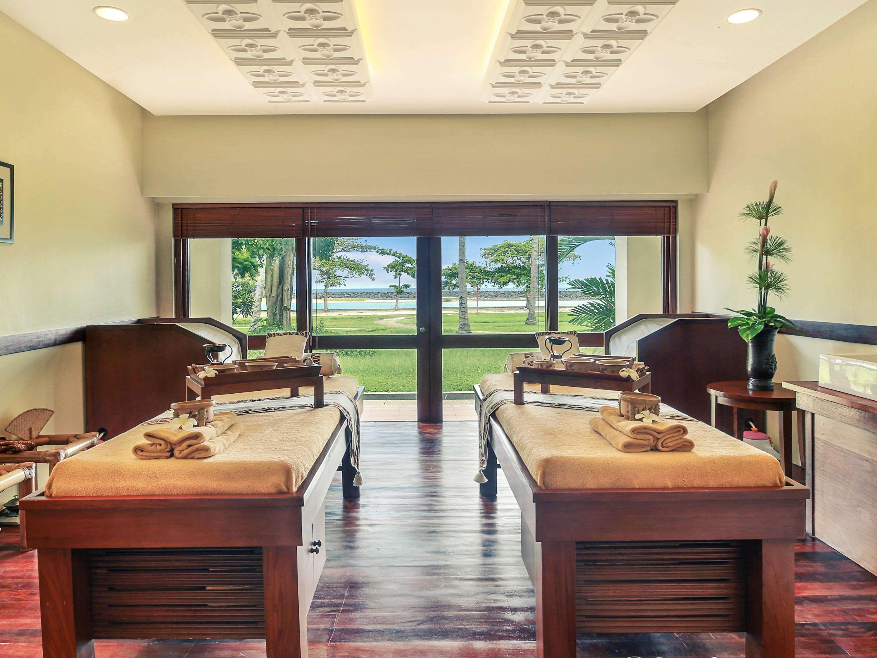 Manado Tateli Resort And Convention Extérieur photo