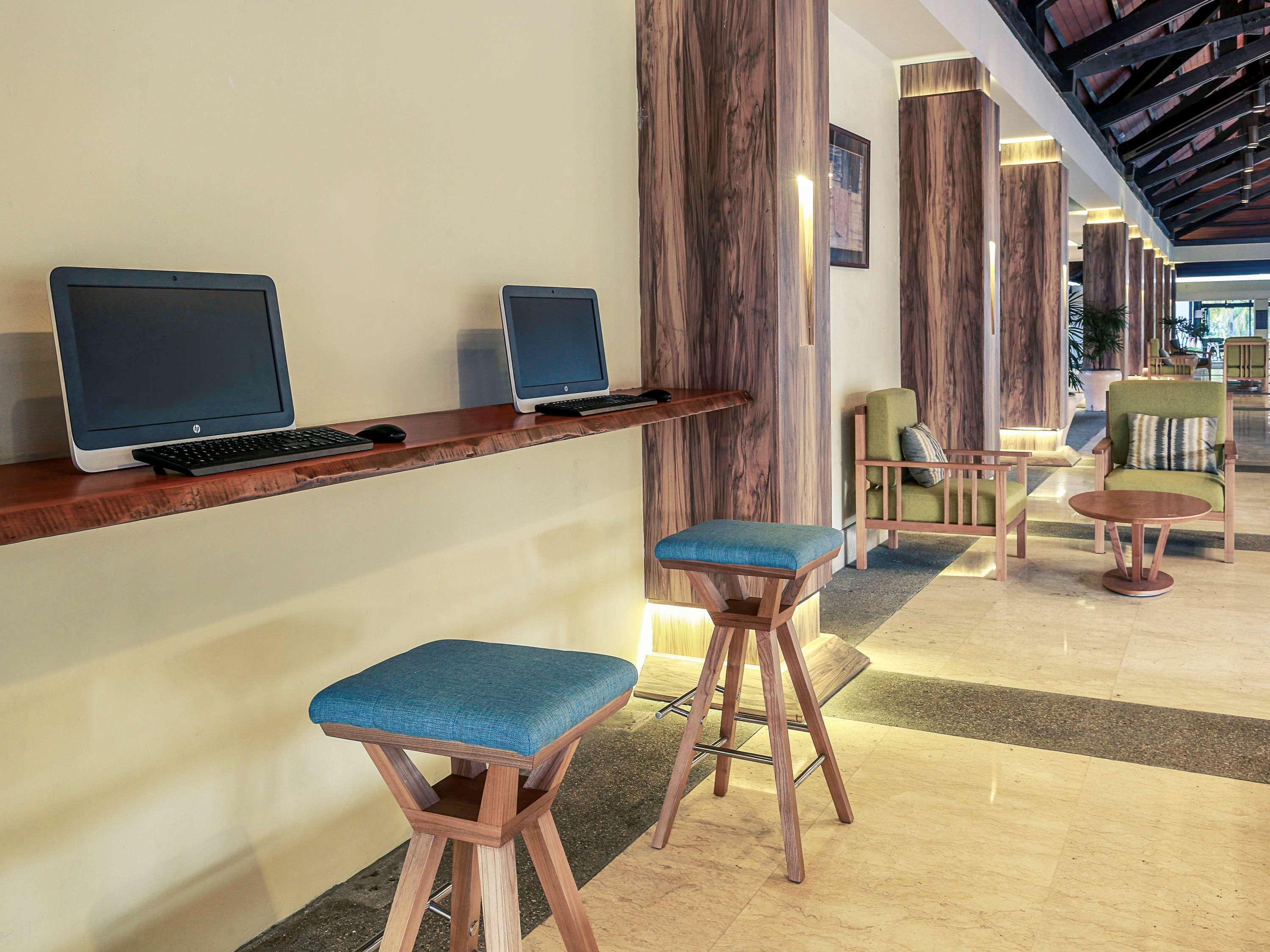 Manado Tateli Resort And Convention Extérieur photo