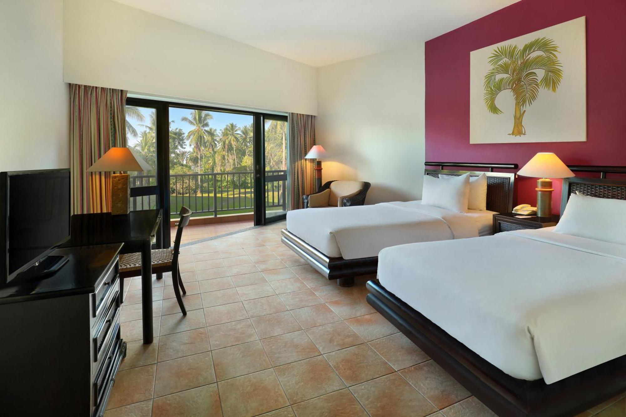 Manado Tateli Resort And Convention Extérieur photo