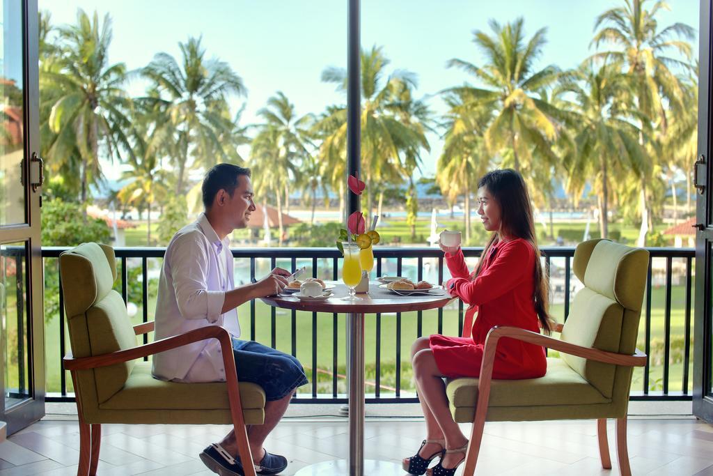 Manado Tateli Resort And Convention Extérieur photo