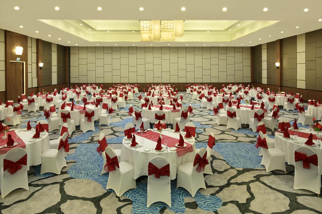 Manado Tateli Resort And Convention Extérieur photo